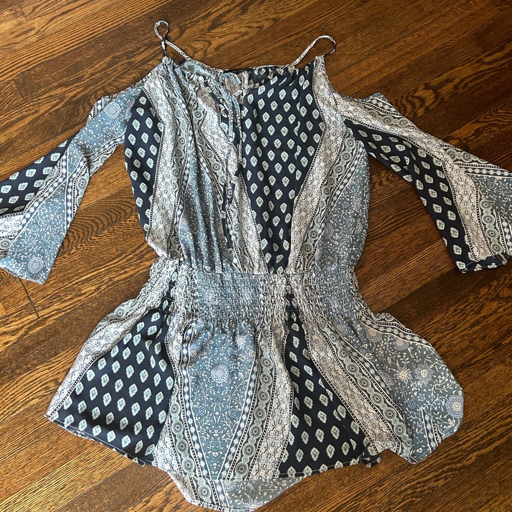Olivaceous blue cutout arm dress size large